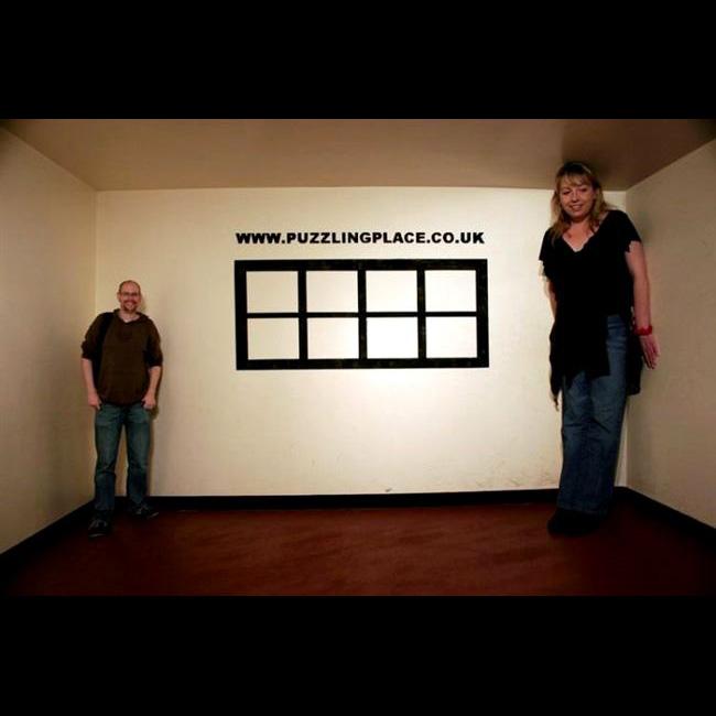   (Ames room) ::  1