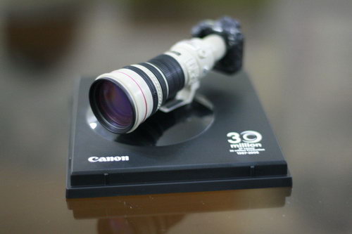 Canon  � ��������� ���� 1