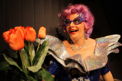 ����� ����� ����� (Madam Tussauds) ���� 45